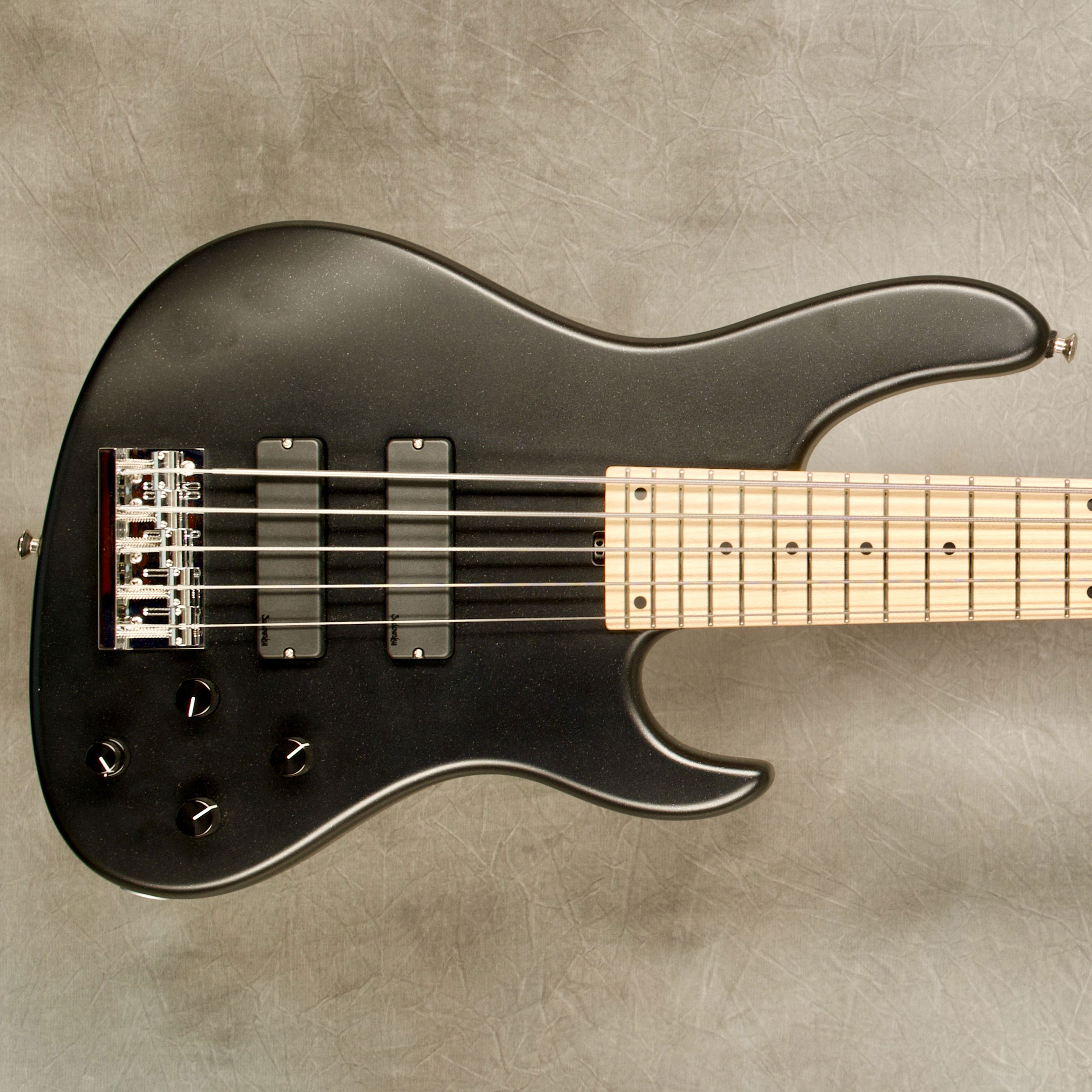 9473 Pearl Black Satin 5-24 Modern. - Sadowsky Guitars