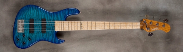 MODEL: 5-22 Standard Will Lee,
SERIAL: #7930,
FINISH: Bora Blue Burst (Transparent),
BODY: Swamp Ash w/ Master Grade Quilt Maple top,
WEIGHT: 7.83 lbs,
NECK: Roasted Birdseye Maple with thin matte nitro finish,
FINGERBOARD: Quilt Maple (Master Grade),
PICKGUARD: none,
HARDWARE: Chrome,
PICKUPS: Sadowsky Soapbars 60’s location,
PREAMP: Custom Will Lee preamp with switchable mid boost and trimpot