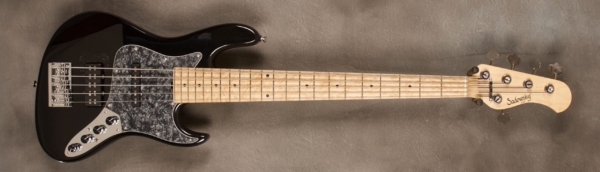 MODEL: 5-22 Vintage J-bass,
SERIAL: #8001,
FINISH: Pearl black,
BODY: Chambered swamp ash,
WEIGHT: 8.38 lbs,
NECK: Maple with thin matte nitro finish,
FINGERBOARD: Birdseye maple, 12″ radius, 1.75″ nut width,
PICKGUARD: Black pearl,
HARDWARE: Chrome,
PICKUPS: Sadowsky humcancelling Super J,
PREAMP: Sadowsky preamp with vintage tone control and mid boost circuit